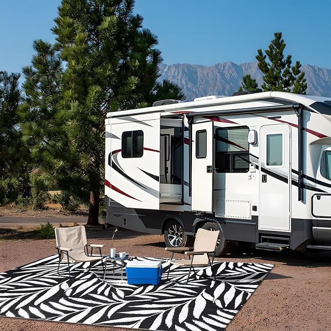 OLANLY Waterproof Outdoor Rug 5x8 ft, Reversible Outdoor Plastic Straw Rug with Leaf Pattern, RV Mat, Indoor Outdoor Carpet for Patio, Camping, Balcony, Deck, Backyard, Black & White