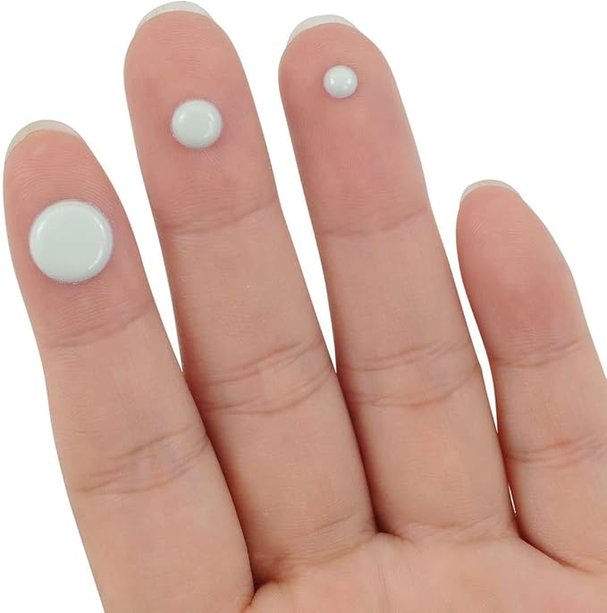 Quanhaigou Realistic 3D Domed Stars Glow in The Dark,615 pcs Dots Stars for Starry Sky, Stickers for Ceiling and Wall Decals, Perfect for Kids Bedding Room Party Birthday Gift(615 pcs)