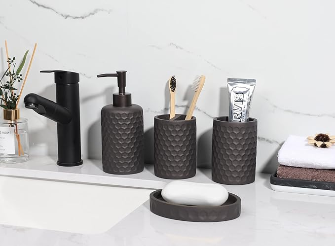 zccz Bathroom Accessory Set - 6 pcs Bronze Bathroom Accessories Set with Trash Can, Toothbrush Holder, Toothbrush Cup, Soap Dispenser, Soap Dish, Toilet Brush with Holder - Accessoire Salle de Bain