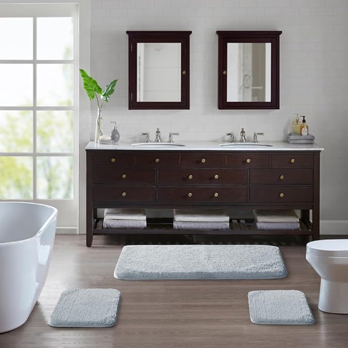 Suchtale Non Slip Bath Mat (20 x 32, Light Blue) - Soft Microfiber Shaggy, Water Absorbent, Machine Washable, Thick Plush Shower Mat