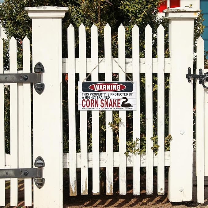 Warning Sign, Corn Snake Warning Wood Plaque Sign, Funny Door Signs, Decorative Wood Hanging Suspension Plaque, Farmhouse Wooden Wall Decor, Outdoor Hanging Wooden Signs