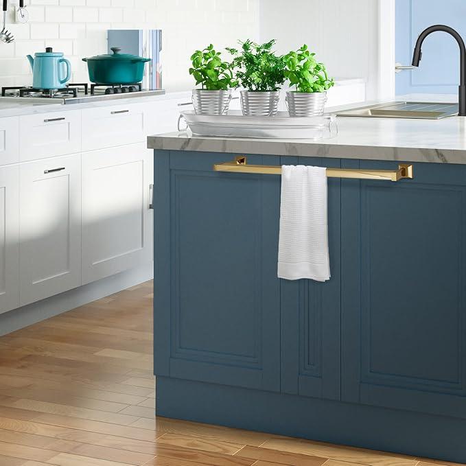 Design House 533273 Millbridge Classic 24-inch Towel Bar for Bathroom Bedroom Closet or Kitchen Polished Brass