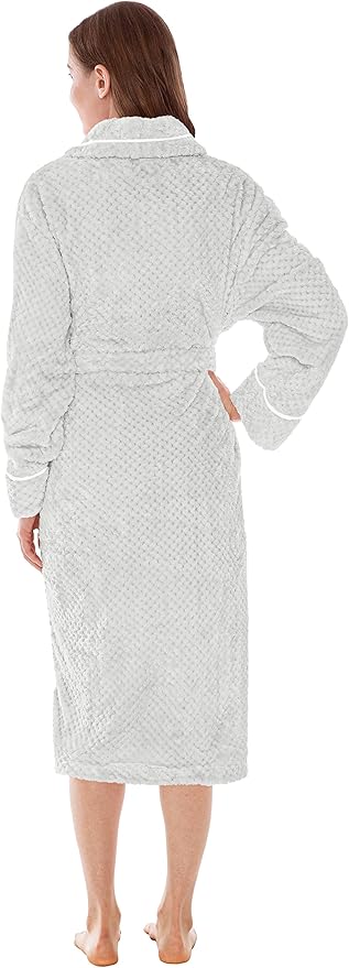 PAVILIA Women Plush Fleece Robe, Soft Textured Bathrobe, Lady Cozy Spa Long Robe