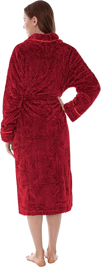 PAVILIA Women Plush Fleece Robe, Soft Textured Bathrobe, Lady Cozy Spa Long Robe