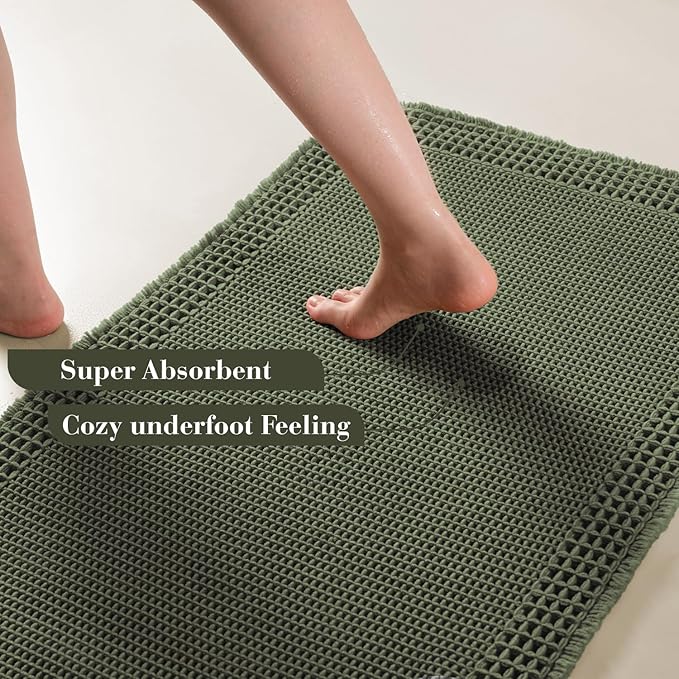 RESARE Waffle Bath Mat for Bathroom, Super Absorbent Bathroom Rugs Non Slip Machine Washable, Ultra Soft Quick Dry Boho Bath Rugs with Tassels for Floor, Upgraded Bordered Design, 17"x24" Green