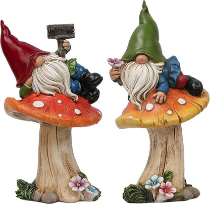 TERESA'S COLLECTIONS Garden Gnomes on Mushroom, Set of 2 Cute Resin Gnome Statues for Yard, Outdoor Patio Porch Lawn, Ideal Gift for Dad Mom Birthday, Outside Decor Housewarming Gifts