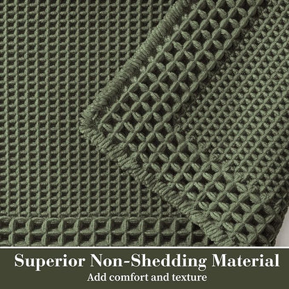 RESARE Waffle Bath Mat for Bathroom, Super Absorbent Bathroom Rugs Non Slip Machine Washable, Ultra Soft Quick Dry Boho Bath Rugs with Tassels for Floor, Upgraded Bordered Design, 18"x30" Green