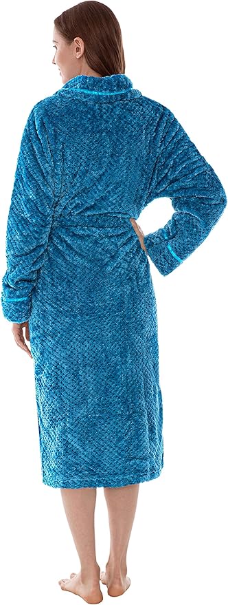 PAVILIA Women Plush Fleece Robe, Soft Textured Bathrobe, Lady Cozy Spa Long Robe