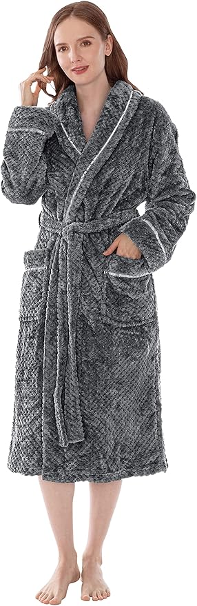 PAVILIA Women Plush Fleece Robe, Soft Textured Bathrobe, Lady Cozy Spa Long Robe