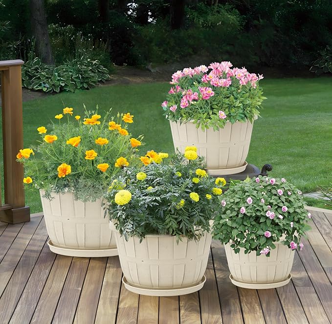 Quarut Plant Planters Pots Set of 4 Pack 16 Inch，Large Plastic Flower Pot for Indoor Plants with Drainage Holes & Trays, Whiskey Barrel Planters with Saucer for House Outdoor Garden Plant（White）