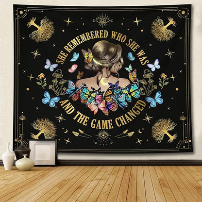 Bapcoku She Remembered Who She Was And The Game Changed Positive Quotes Tapestry Inspirational Gift Wall Decor for Bedroom,Uplifting Encouragement Gifts Butterfly Gifts for Women Teens Girls 60x50in