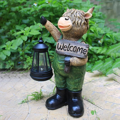 Solar Garden Decor Statues: Handmade Resin Statue with LED Light,Highland Cow Figurine Outdoor Garden Decor Unique Gifts for Women, Mom, Grandma (Green cow1)