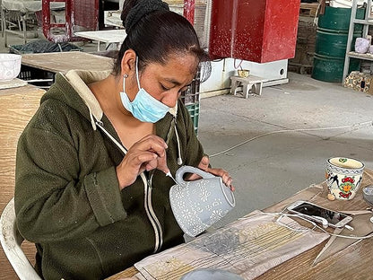 Encantada Handmade Hand-Painted Authentic Mexican Pottery Mugs (2-pack, Gold)