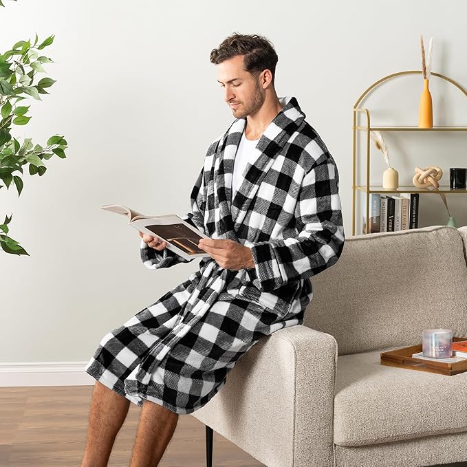 PAVILIA Mens Soft Robe | Warm Fleece Robes for Men, Soft Spa Bathrobe with Shawl Collar and Pockets